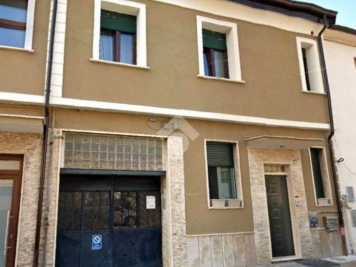 Appartamento trilocale in vendita in Via Magliano, Centro, Avezzano