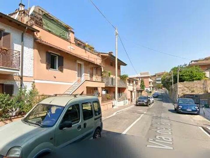 Appartamento trilocale in vendita in Via Della Villa, Centro, Formello