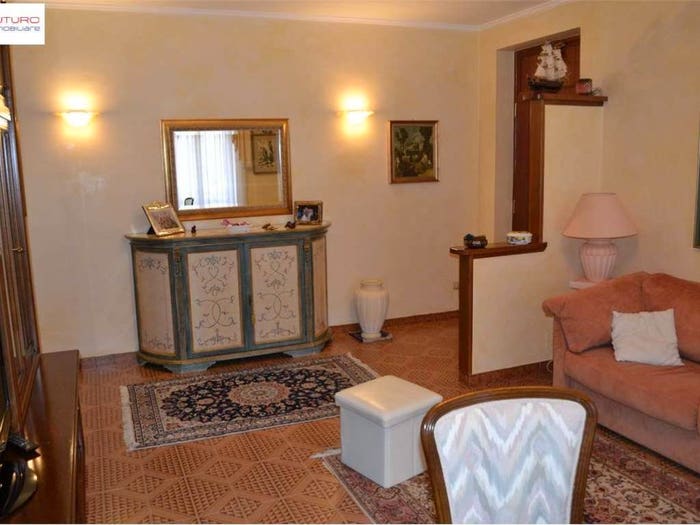 Appartamento trilocale in vendita in Centro, Fondi