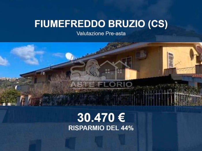 Appartamento trilocale in vendita in Via dei Glicini, Scaro Reggio Scornavacca Vardano, Fiumefreddo Bruzio