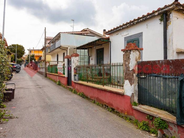 Casa trilocale in vendita in Via Cesena, Pavona, Albano Laziale