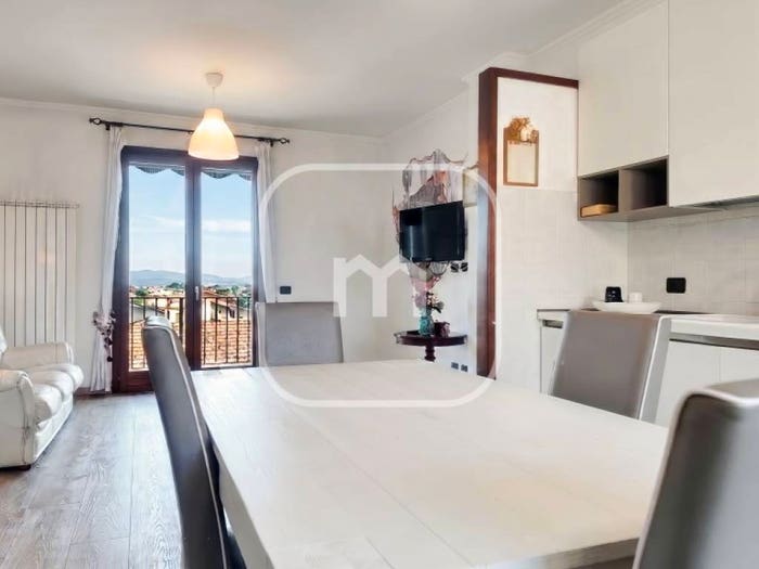 Appartamento trilocale in vendita in Vicolo Santa Maria, Centro, Palestrina