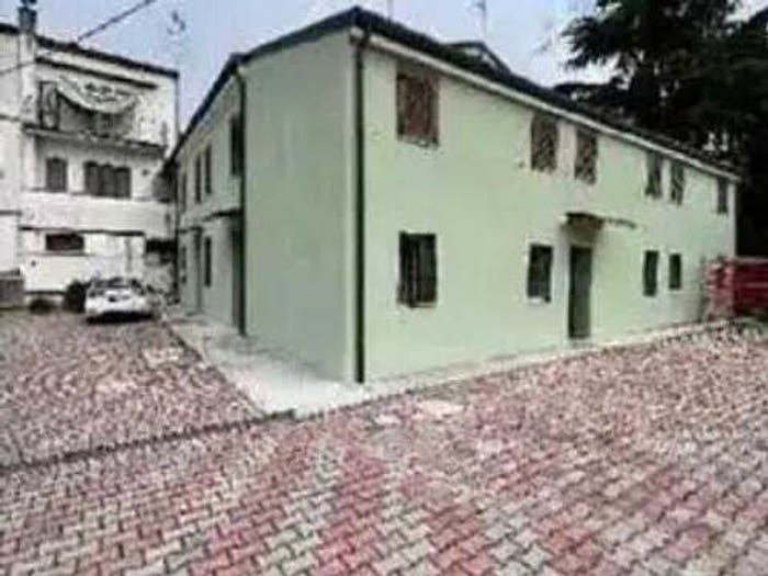 Appartamento trilocale in vendita in Via X Martiri, Porotto Cassana, Ferrara