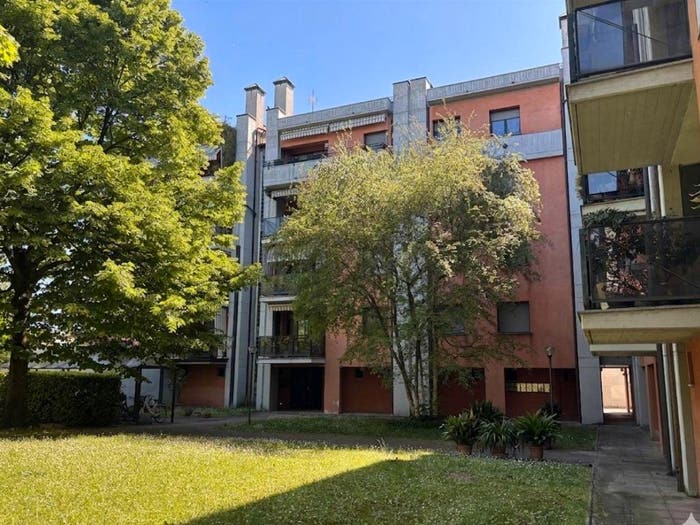 Casa con 6 locali in vendita in Stradello Luigi Tessoni, San Lazzaro, Parma