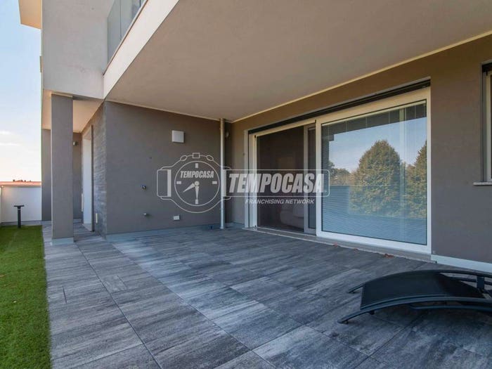Appartamento trilocale in vendita in Via Guglielmo Marconi, Origgio