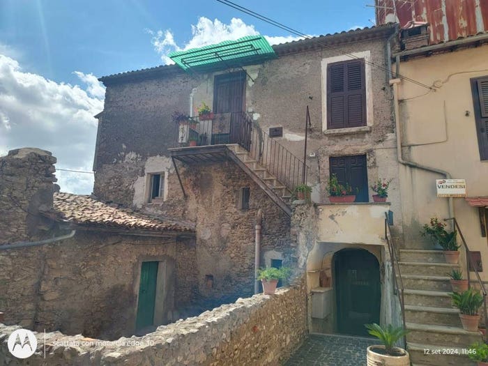 Casa quadrilocale in vendita in Vicolo Meciano, Centro, Ferentino