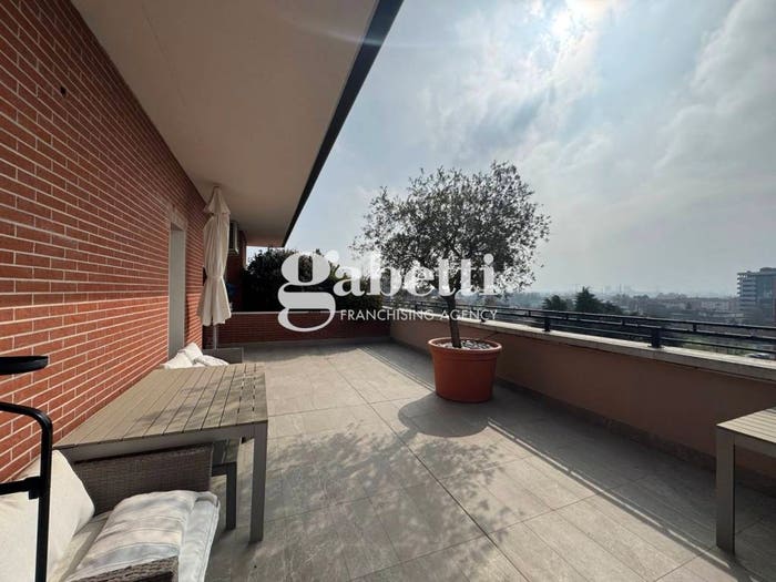 Appartamento con 6 locali in vendita in Via Roncaglio, Corticella, Bologna