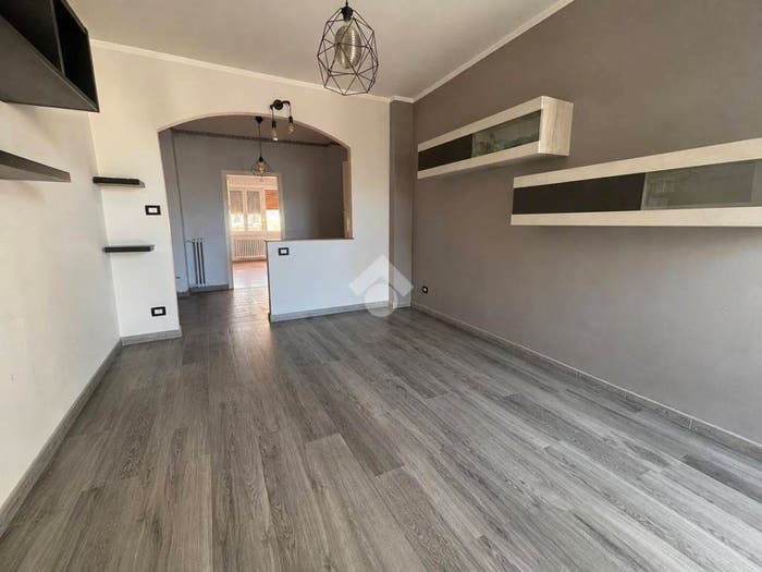 Appartamento bilocale in vendita in Via rametti, Centro, Giaveno