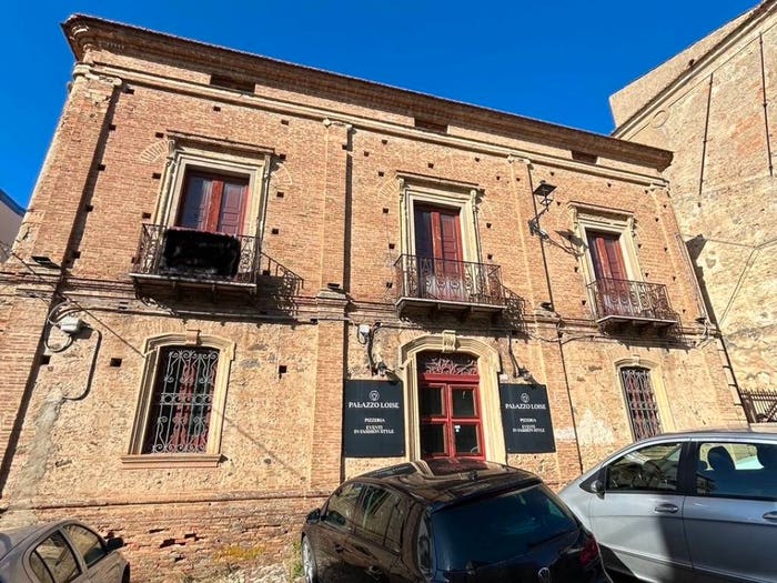 Casa con 6 locali in vendita in Viale Roma, Centro, Bisignano