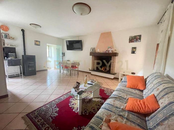 Casa con 5 locali in vendita in Via Francesco Sforza, Centro, Acquapendente