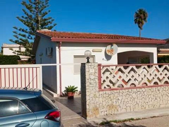 Casa quadrilocale in vendita in Via Lipari, Noto