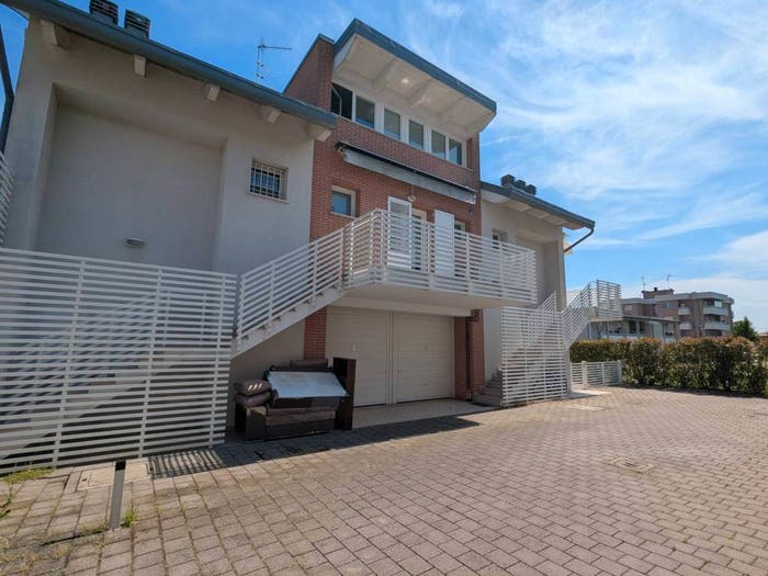 Appartamento quadrilocale in vendita in Via dell'Ortazzo, Lido di Savio Lido di Classe, Ravenna