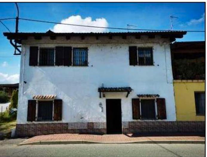 Casa quadrilocale in vendita in Via Vittorio Emanuele Ii, Torrione, Vinzaglio
