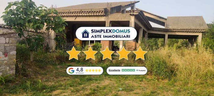 Appartamento con 6 locali in vendita in Contrada Pescoligatti, Pago Veiano