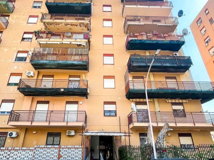 Appartamento con 6 locali in vendita in Via Casalini, Uditore Leonardo Da Vinci Alta, Palermo