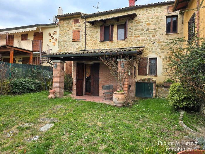 Casa con 5 locali in vendita in Frazione Bonsciano, Città di Castello