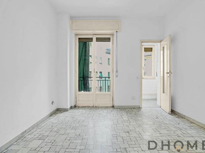 Appartamento trilocale in vendita in Via Ferrante Aporti Milano MI Italia, Pasteur, Milano