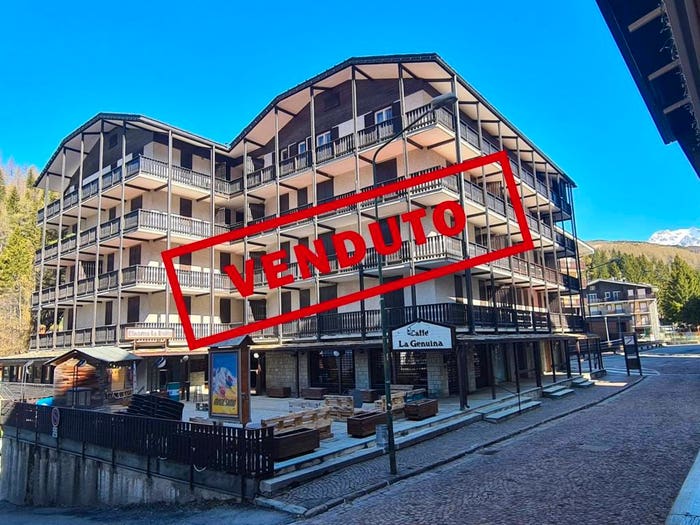 Appartamento trilocale in vendita in Via Antonio De Giacomi, Centro, Madesimo