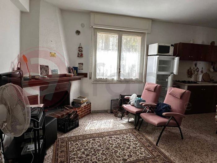 Appartamento quadrilocale in vendita in Via Rione Ariella, Sasso di Castalda