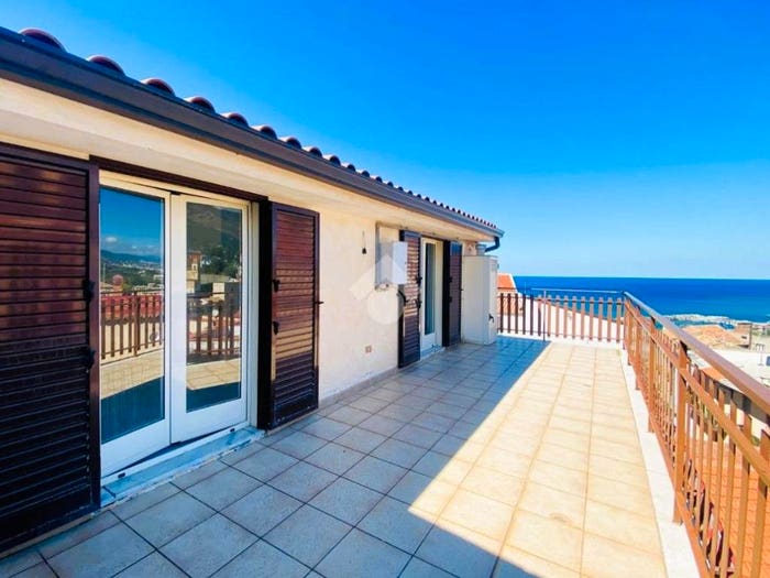 Casa bilocale in vendita in Via Giovanni Amendola, San Lucido