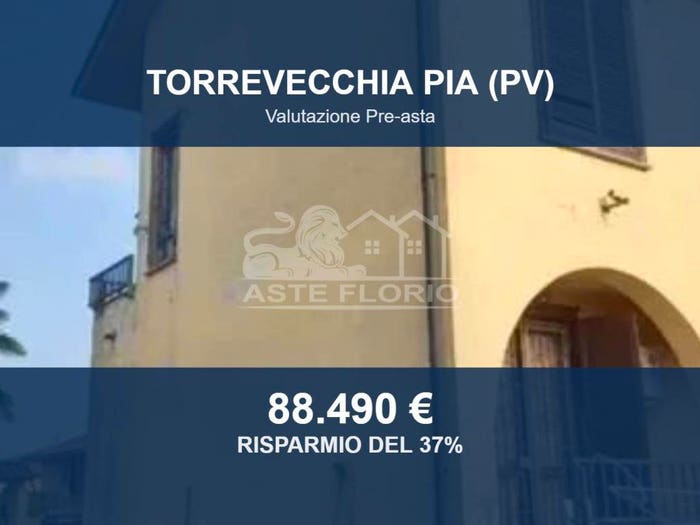 Casa con 6 locali in vendita in Via Enrico Berlinguer, Centro, Torrevecchia Pia