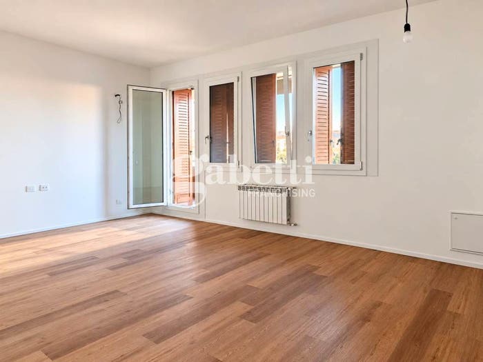 Appartamento trilocale in vendita in Via Giovanni del Pian dei Carpini, Firenze Nova, Firenze