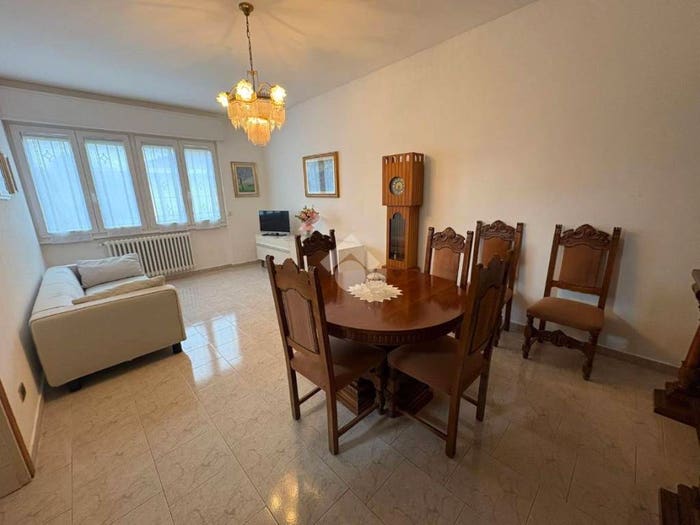 Appartamento quadrilocale in vendita in Via Brianza, Centro, Lentate sul Seveso