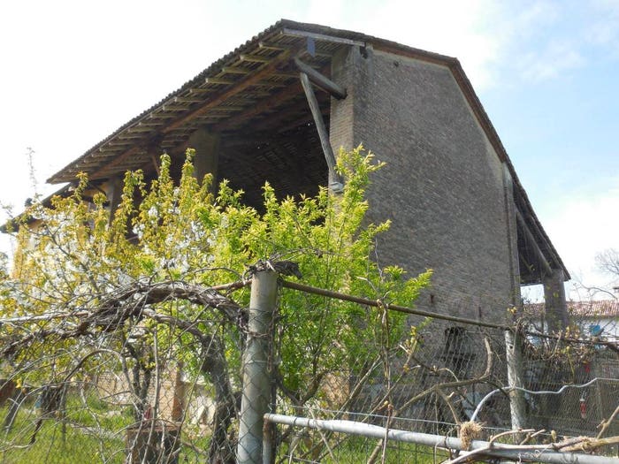 Casa con 6 locali in vendita in Via Roma, Montodine