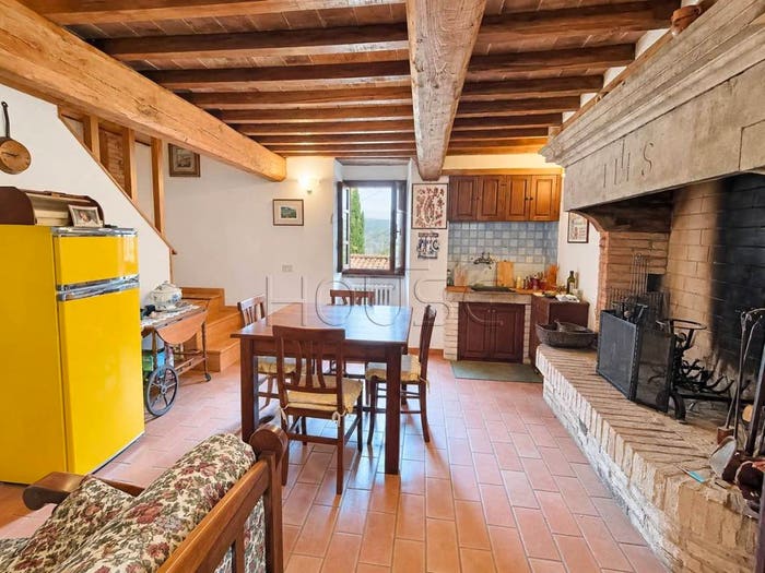 Appartamento con 5 locali in vendita in Via della Pace, Lerchi, Città di Castello