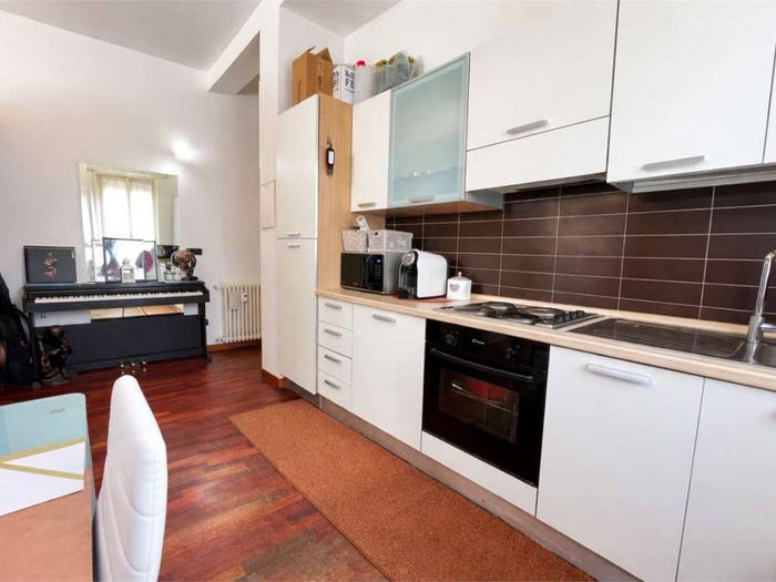 Appartamento bilocale in vendita in Via Belmeloro Piano Alto Panoramico, San Vitale, Bologna