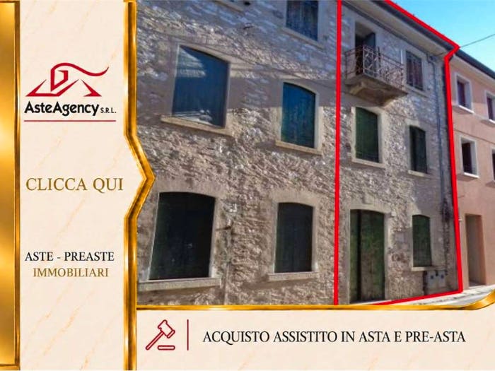 Appartamento trilocale in vendita in Via giuseppe garibaldi, Centro, Valdobbiadene
