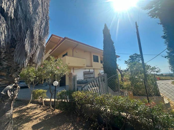 Casa trilocale in vendita in Contrada Fiasco Baldaia, Squillace