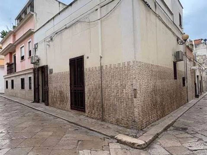 Casa trilocale in vendita in Centro, Canosa di Puglia