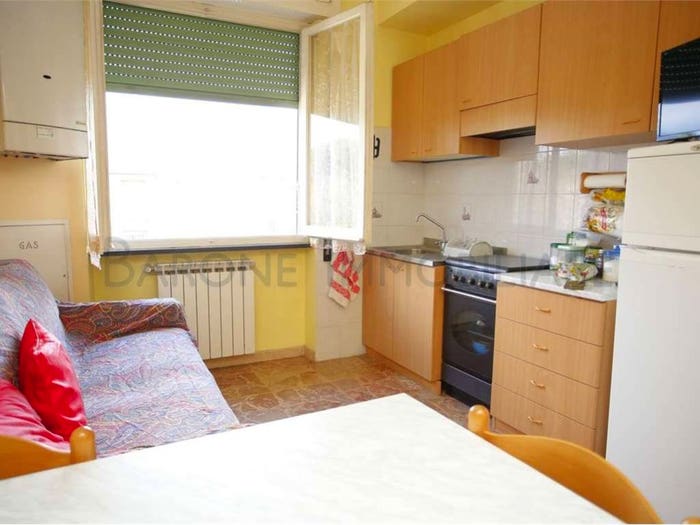 Appartamento trilocale in vendita in Via pietrasanta, Bondano Partaccia, Massa