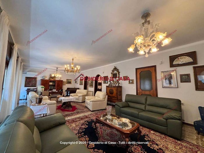 Appartamento con 5 locali in vendita in Via Domenico Costantino, Notarbartolo Sciuti, Palermo