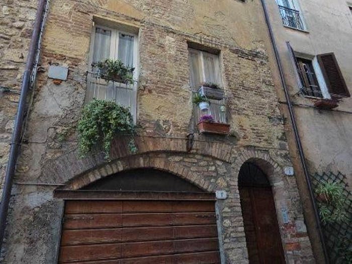 Casa con 5 locali in vendita in Via Cataone, Centro, San Gemini