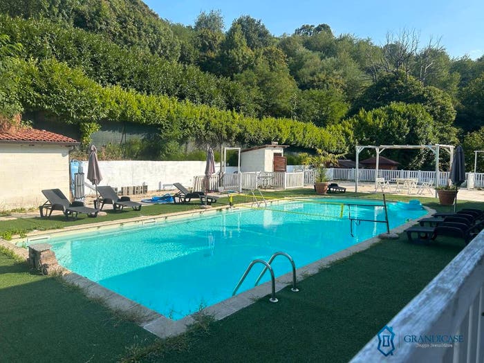 Casa con 6 locali in vendita in Strada Giaccona, Castagneto Po