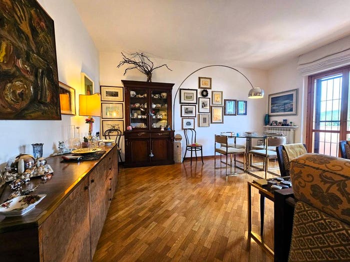 Appartamento con 5 locali in vendita in Castel del Piano Pila, Perugia