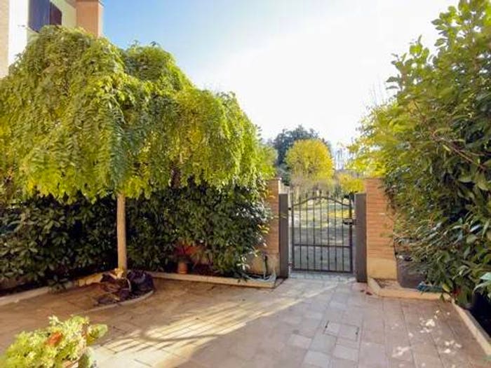 Casa con 6 locali in vendita in Via D Paderni, Centro, Spilamberto