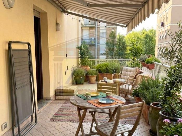Appartamento trilocale in vendita in Viale Giacomo Matteotti, Centro, Salsomaggiore Terme