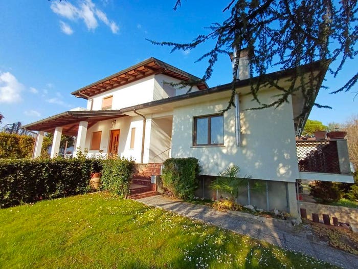 Casa con 6 locali in vendita in Via dei Rimini, Alnicco, Moruzzo