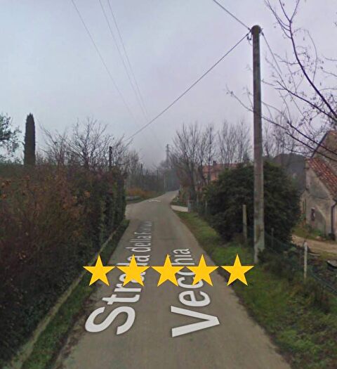 Appartamento con 6 locali in vendita in Strada Fornace, Centro Storico, Pesaro
