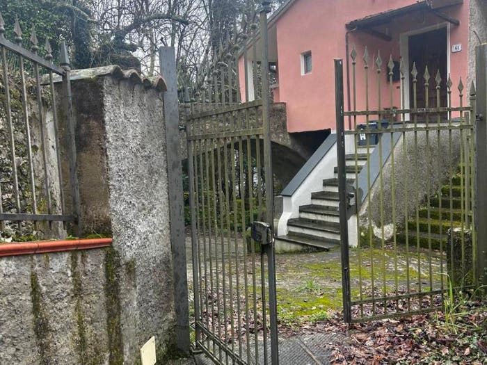 Casa trilocale in vendita in Podenzana