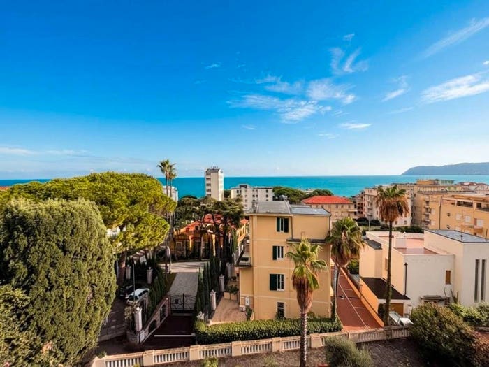 Appartamento bilocale in vendita in VIALE SERASMO, Regione Paradiso, Alassio