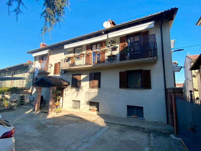 Appartamento quadrilocale in vendita in Via Placido Mossello, Centro, Montà