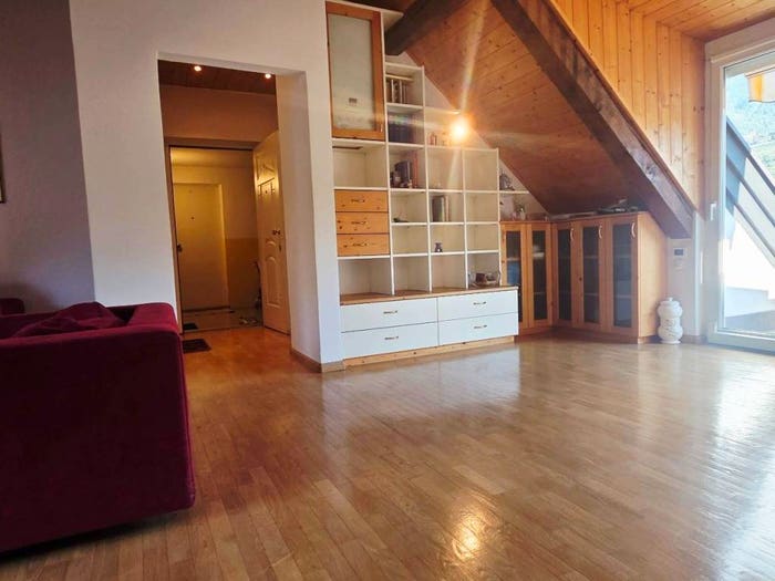Appartamento trilocale in vendita in Via Mainardo, Centro, Merano