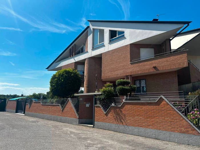 Casa quadrilocale in vendita in Via G Tell, Redentore, Busto Arsizio