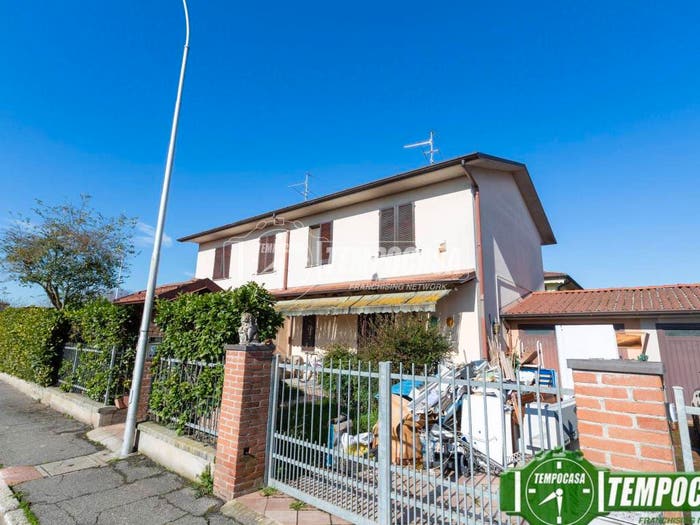 Casa trilocale in vendita in Viale Kennedy, Centro, Codogno