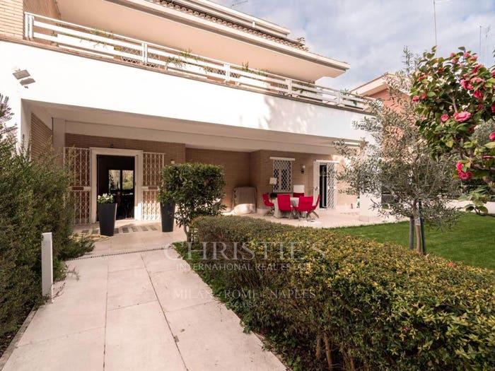 Casa con 6 locali in vendita in Via Malcesine, Cortina d'Ampezzo, Roma