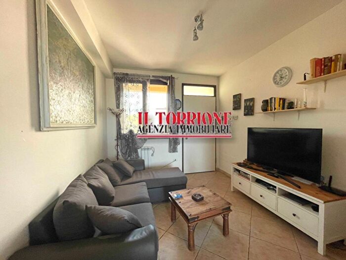 Appartamento trilocale in vendita in Viale Giuseppe Garibaldi, Centro, Pescia